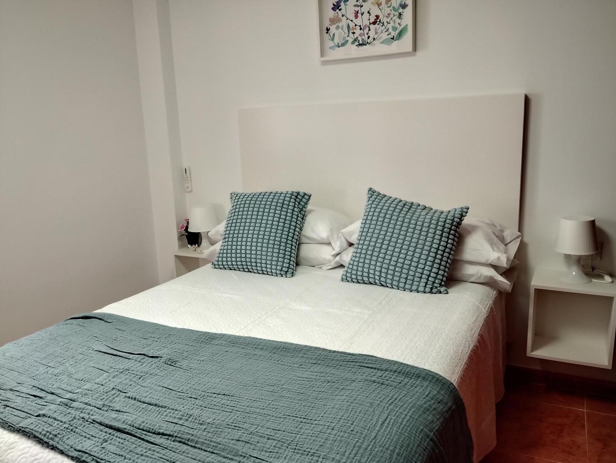 Apartamento Lidia Planta 1, La Carihuela 1ª Linea Playa, Vistas Mar, 1 Dormitorio, 52 M2, 1-3 Huesped, Amplio Balcon, Wifi Torremolinos Exterior photo