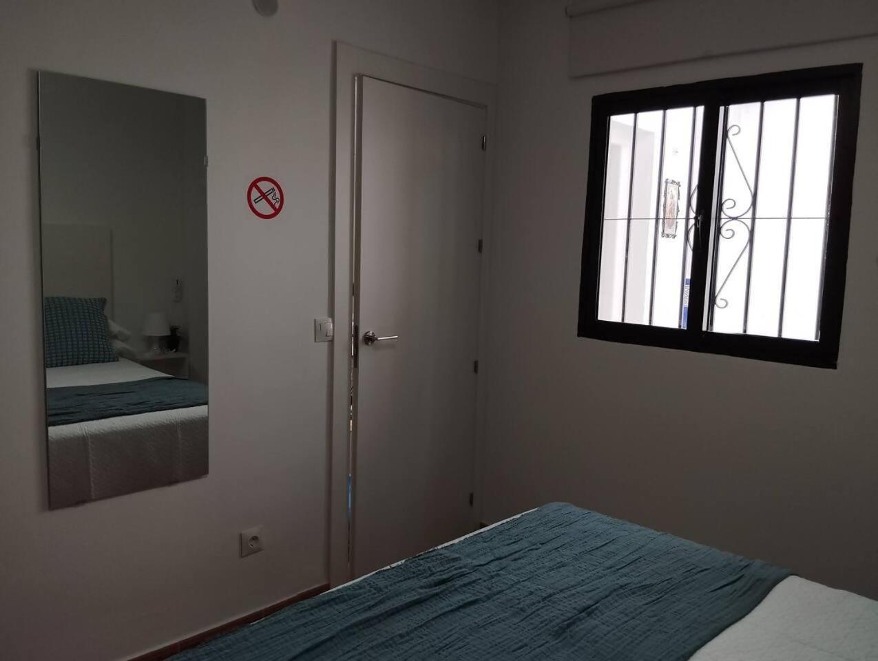 Apartamento Lidia Planta 1, La Carihuela 1ª Linea Playa, Vistas Mar, 1 Dormitorio, 52 M2, 1-3 Huesped, Amplio Balcon, Wifi Torremolinos Exterior photo